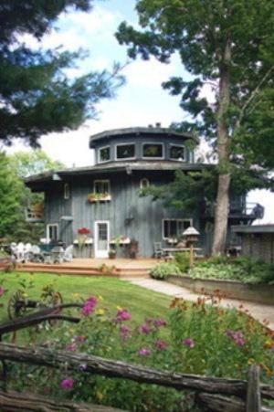 Stouffermill Bed & Breakfast Algonquin Highlands Екстериор снимка